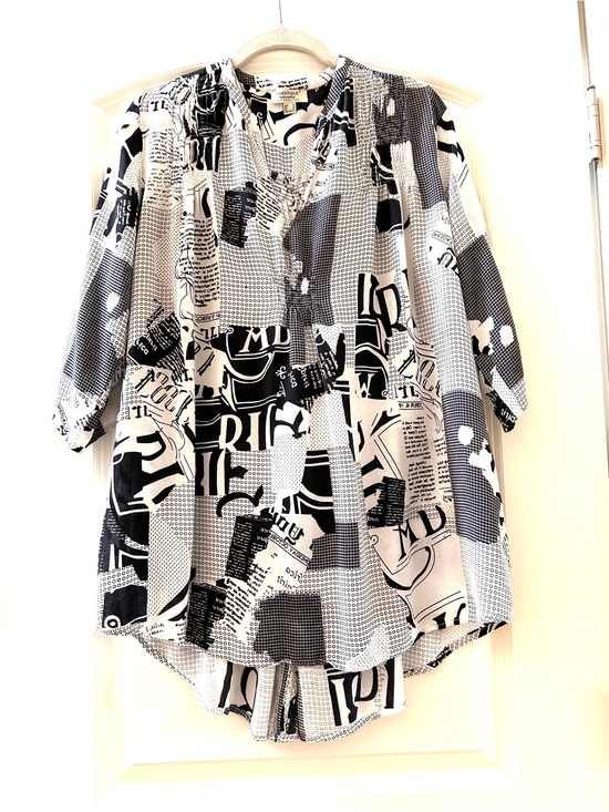 Orientique Austrialian Tops - Orientique Oversized Bold Geometric Tunic. Lagenlook. Artsy. 3/4 sleeve. Pockets